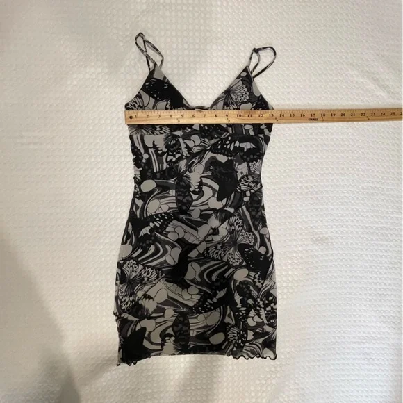 GARAGE. Sz XS. Gray/Black Spaghetti Strap form fitting dress. - Picture 10 of 13